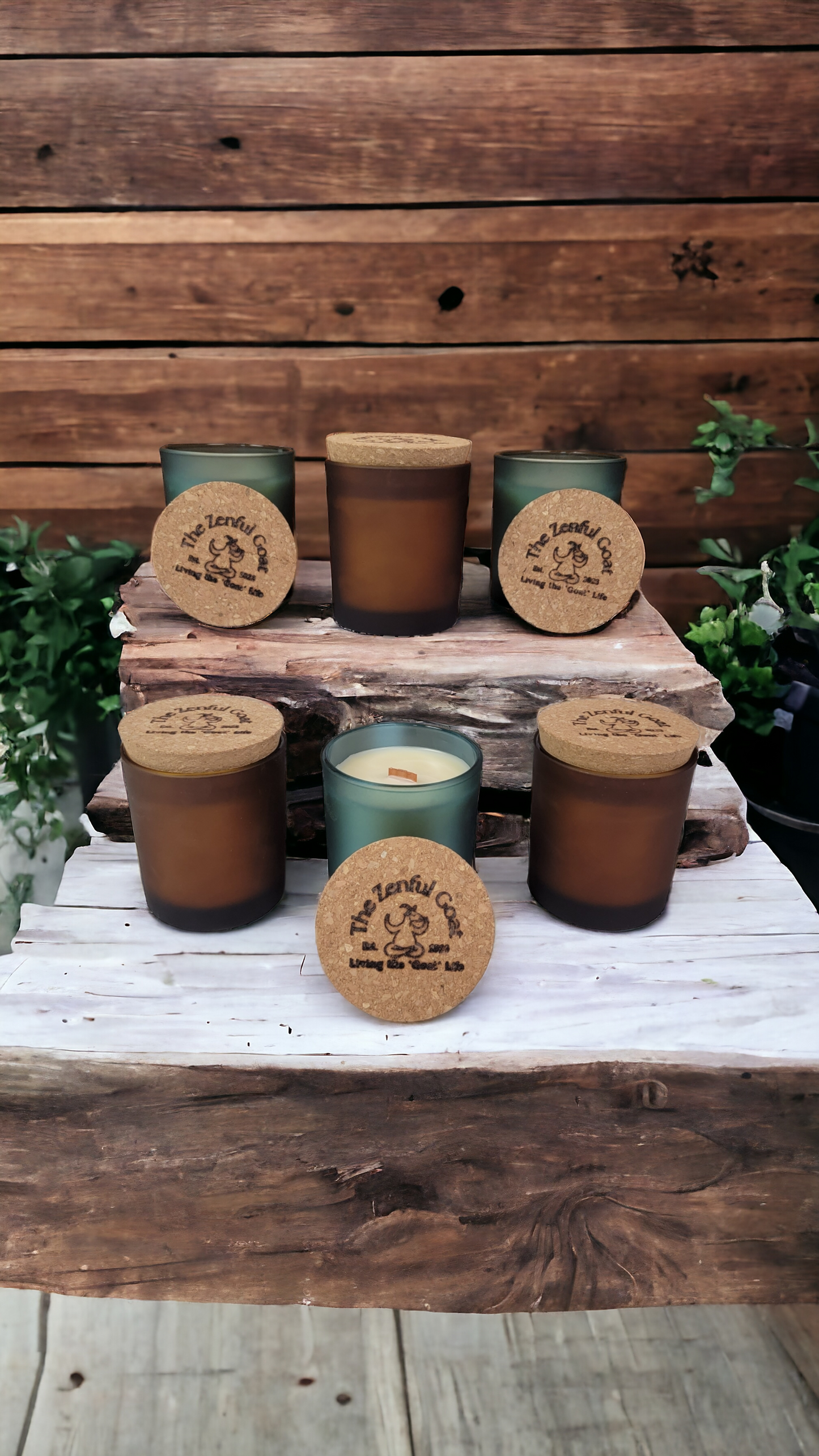 Lily Pattie Crackling Woodwick Candle - 3 Styles Available